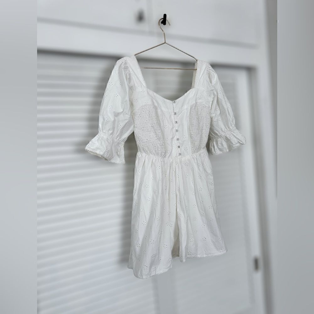 Spell Bo Mini Eyelet Dress Size M - Picture 2 of 14